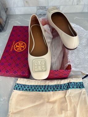 Tory Burch Cream Leather Logo Square-Toe Ballet Flats